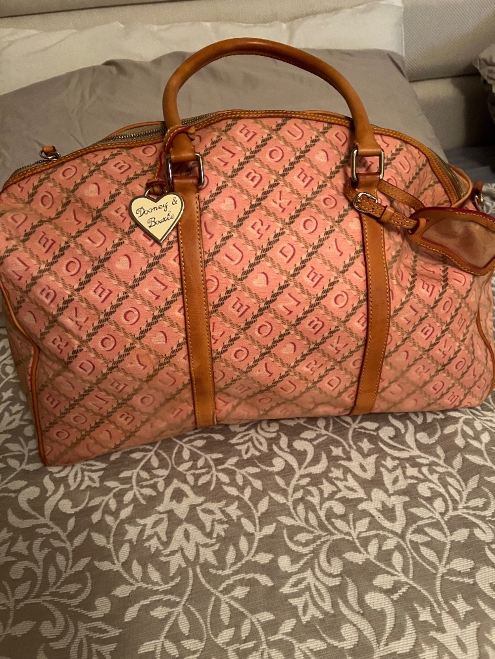 Dooney&Bourke Vintage Duffle Bag Pink